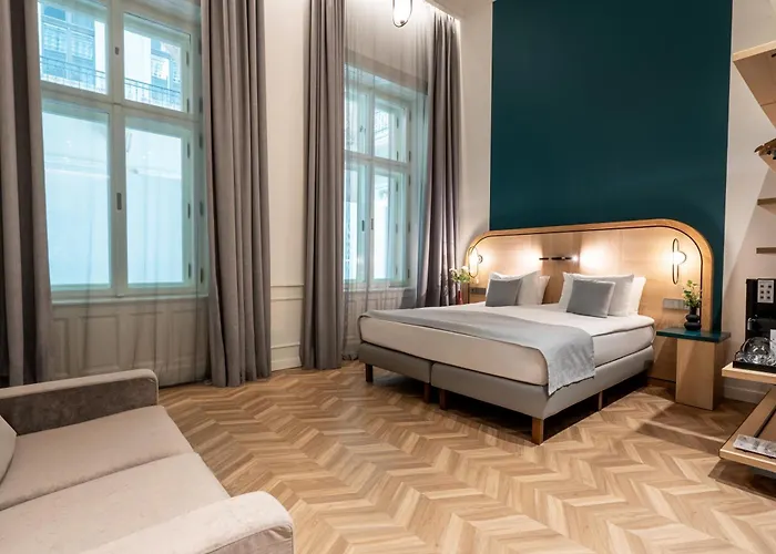 Hotel Oktogon Haggenmacher By Continental Group