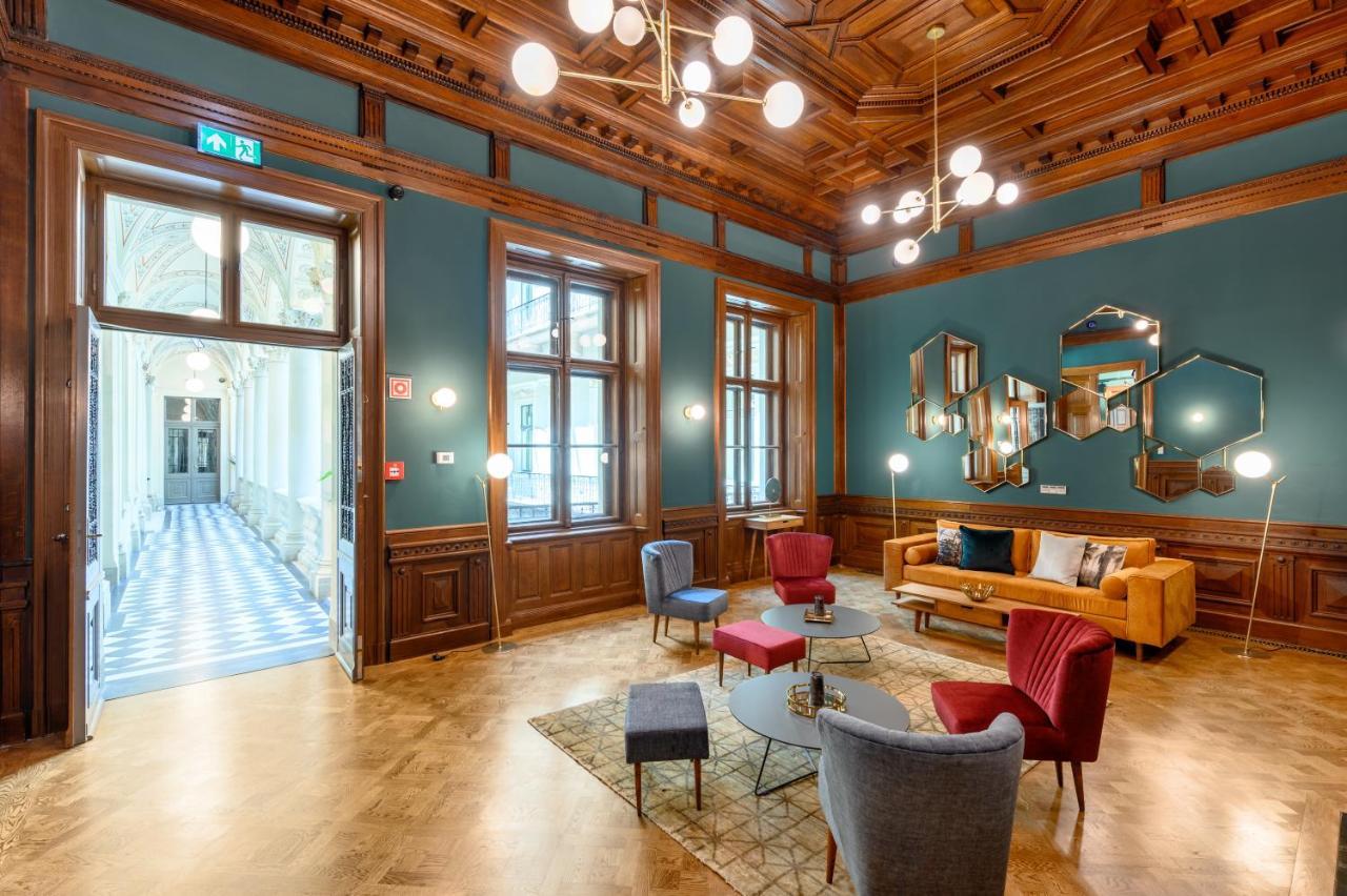 Oktogon Haggenmacher 4*