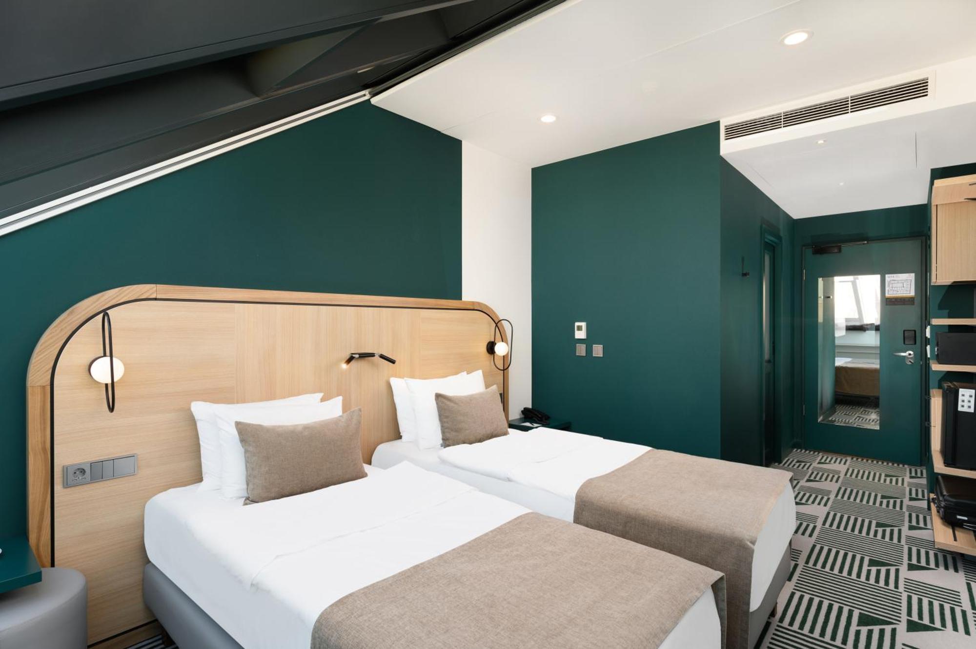 Hotel Oktogon Haggenmacher 4*